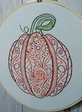 Load image into Gallery viewer, Pumpkin Embroidery Kit 8&quot;

